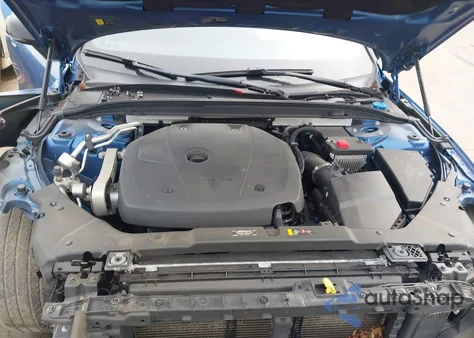 2021 Volvo S60 T5 R-Design z USA, uszkodzony, nr VIN 7JR102FM8MG092600